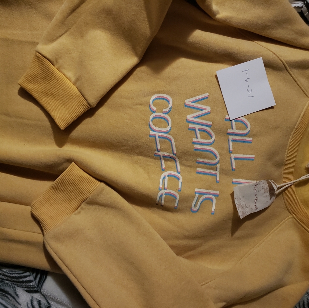 Sweatshirt
